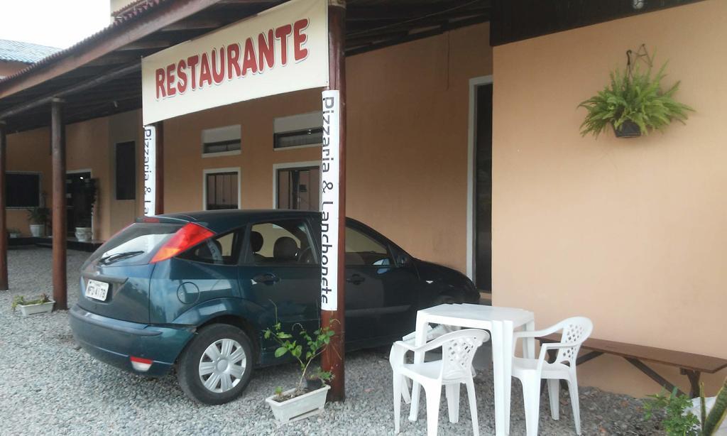 Hotel E Pousada Via Mar Itapocu Eksteriør billede